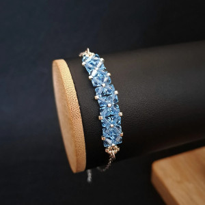 Crystal Square Aquamarine - Delikatna bransoletka z kryształów Preciosa Aquamarine