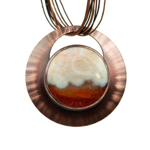 Miedziany naszyjnik z okrągłym agatem c533