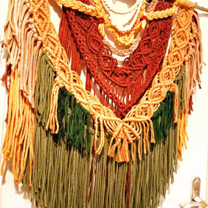 Duża makrama ścienna handmade | Gobelin boho z naturalnej gałęzi znad polskiego morza