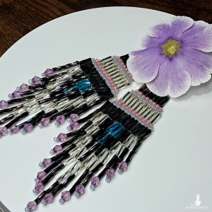 Ginger - Kolczyki długie boho z koralików – fioletowo srebrne z dodatkiem różu, ręcznie robione