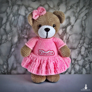 Szydełkowy miś Klaudia 32cm w różowej sukience (na zamówienie)