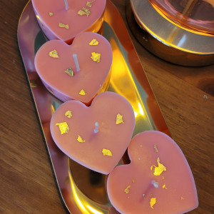 Elegancki zestaw świec sojowych na złotej tacy Walentynki, Dzień Kobiet