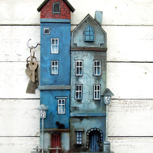 Drewniany wieszak na klucze - Niebieska Kamienica