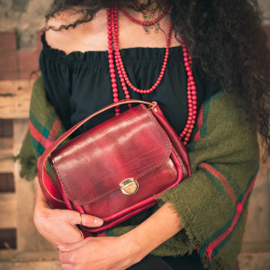 Teczka teczuszka na ramię krwista czerwień SKÓRA NATURALNA