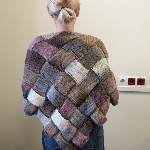 Chusta robiona na drutach