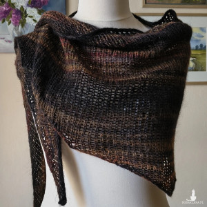 Wiśniowy akcent - miła, lekka chusta/szal z alpaki i merino extrafine