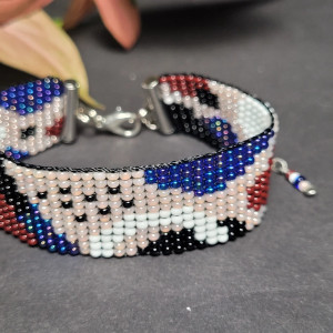 Bransoletka koralikowa styl awangardowy nowoczesny design Rękodzieło