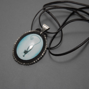 wisiorek sutasz z kotem