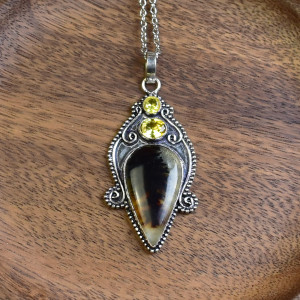 Posrebrzany ozdobny wisiorek z opalem dendrytowym i cytrynem #638