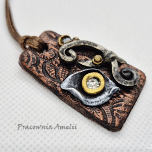 polymer clay abstrakcja z kryształkiem