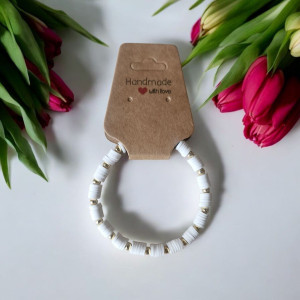 Biała bransoletka Handmade Boho – Koraliki Katsuki i Złote Detale