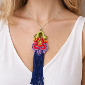 Unikatowy Wisior Sutasz Boho z Frędzlami