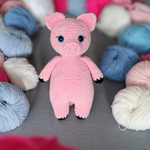 ŚWINKA - RĘKODZIEŁO SZYDEŁKOWE