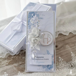 Prezent na Pierwszą Komunię Świętą - kartka w pudełku dla chłopca