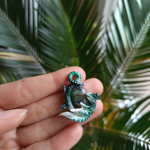 Naszyjnik małego smoka z labradorytem, idealny na prezent, magia fantasty