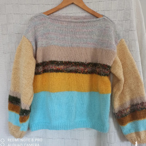 Sweter kolorowy oversize
