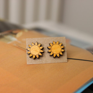 Drewniane kolczyki sztyfty Słońce
