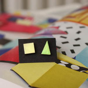 Drewniane kolczyki sztyfty geometryczne