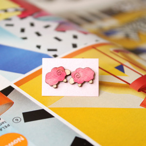 Drewniane kolczyki sztyfty  Owieczka Owca Baraszek