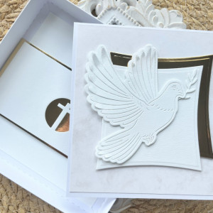 393,Komunia-kartka na komunię w pudełku z torebką