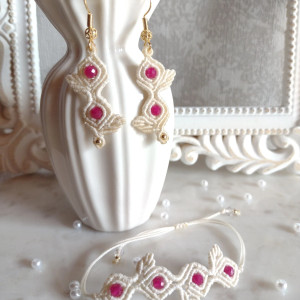 Zestaw biżuterii z rubinami "Blask Świtu"