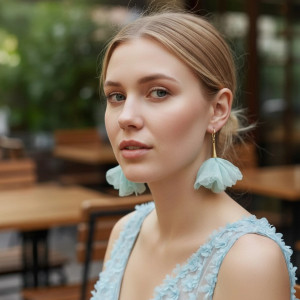 długie kolczyki - szyfonowe kwiatki - miętowe