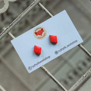 Drewniane kolczyki sztyfty geometryczne