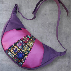 Torebka crossbody półksiężyc patchwork