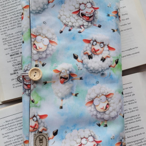 Etui na książkę: owce 1