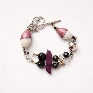 Bransoletka uniwersalna w odcieniach fioletu