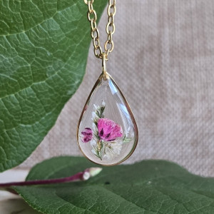 Złota zawieszka złoty wisiorek kwiat naszyjnik żywica z żywicy kwiaty łezka łza kwiaty