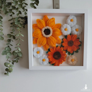 Kwiatowa kompozycja ze słonecznikiem (produkt na zamówienie)