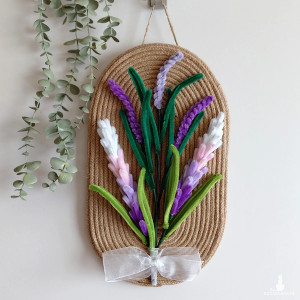 Kwiatowa kompozycja lawendowa (produkt na zamówienie)