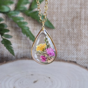 Złota zawieszka złoty wisiorek z gipsówką kwiaty