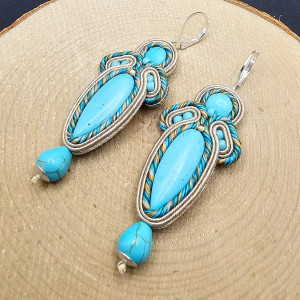 Beżowo-turkusowe kolczyki sutasz z howlitami