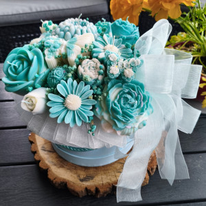 Candle flower box XL wykonany z naturalnych świec sojowych z aromatem