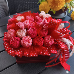 Candle flower box XL wykonany z naturalnych świec sojowych z aromatem