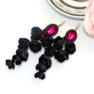 Długie Czarne Kolczyki Kwiatowe Blossom Fuksja | Sutasz | Stal Chirurgiczna