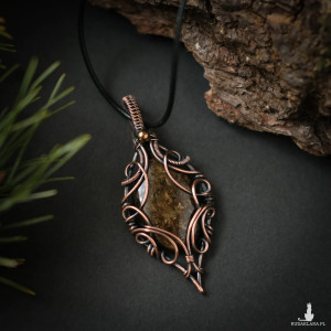 Wisior miedziany naszyjnik wiktoriański z bronzytem wire wrapping