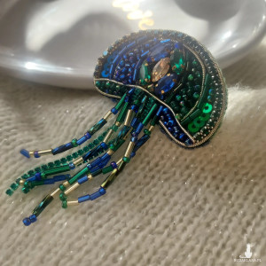 Letnia lekka broszka MEDUZA