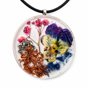 Wisiorek orgonit z kwiatami – sodalit, fiołek i słoń amulet handmade