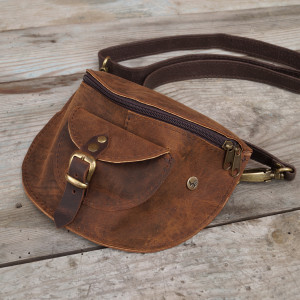 SKÓRZANA NERKA Średni Rudy Brąz Crazy Horse