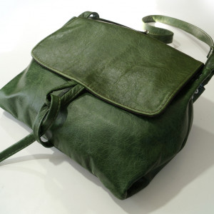 SUROWA BARONOWA Zielona Skóra Pull-Up