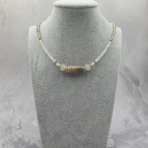 Naszyjnik z brązowym agatem wstęgowym