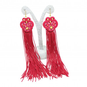 Czerwone kolczyki sutasz z chwostami