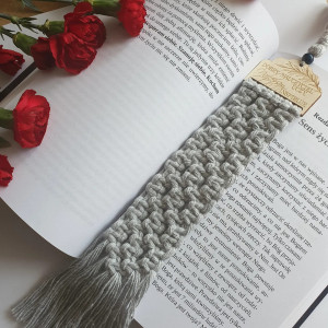 Zakładka do książki "Dobry nauczyciel uczy, najlepszy inspiruje" - kolor szary