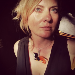 Naszyjnik obroża kwiaty pióra pomarancz