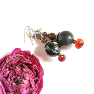 Kolczyki kamienie koraliki