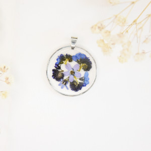 Zawieszka do naszyjnika - niezapominajki