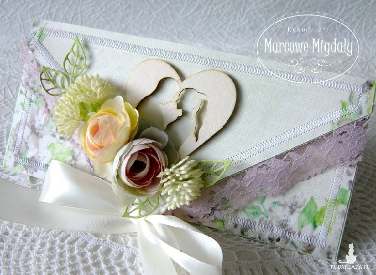 Ślubna kopertówka romantyczna pastelowa